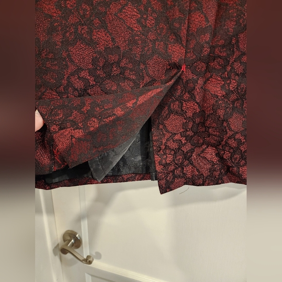 BLACK LABEL Women's Business Suit Set - Picture 6 of 9